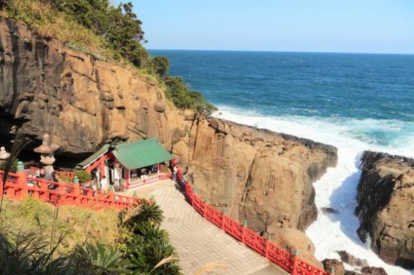 宮崎三社初詣《鵜戸神宮・青島神社・宮崎神宮》⛩ 日帰りバスツアー🚌1